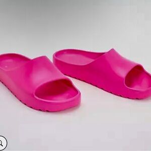 Vibrant Pink Women's Slide Sandals